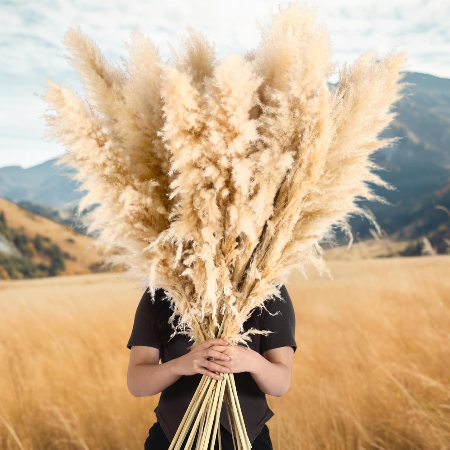 Tigeen 40 Stems Natural Dried Pampas Grass Decor, Large Pampas Grass for Tall Floor Vase, Natural Beige Pompas, Dried Flower Bouquet for Wedding, Party, Farmhouse, Boho Home Decor, 40 Inch